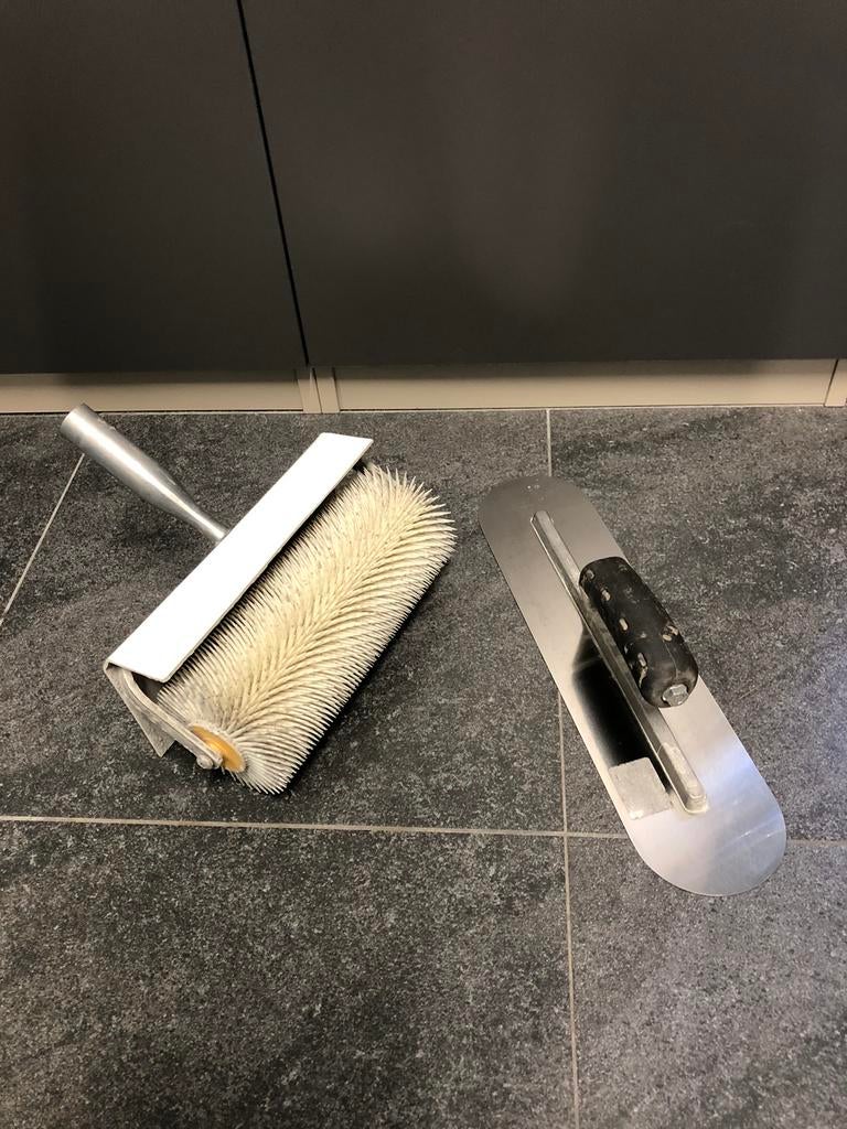 Te koop: egaline roller incl spaan, Ophalen, Zo goed als nieuw
