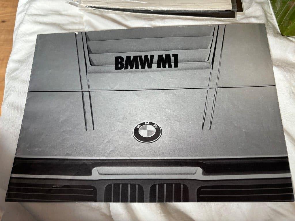 Folder BMW M1, Ophalen of Verzenden, Gelezen, BMW