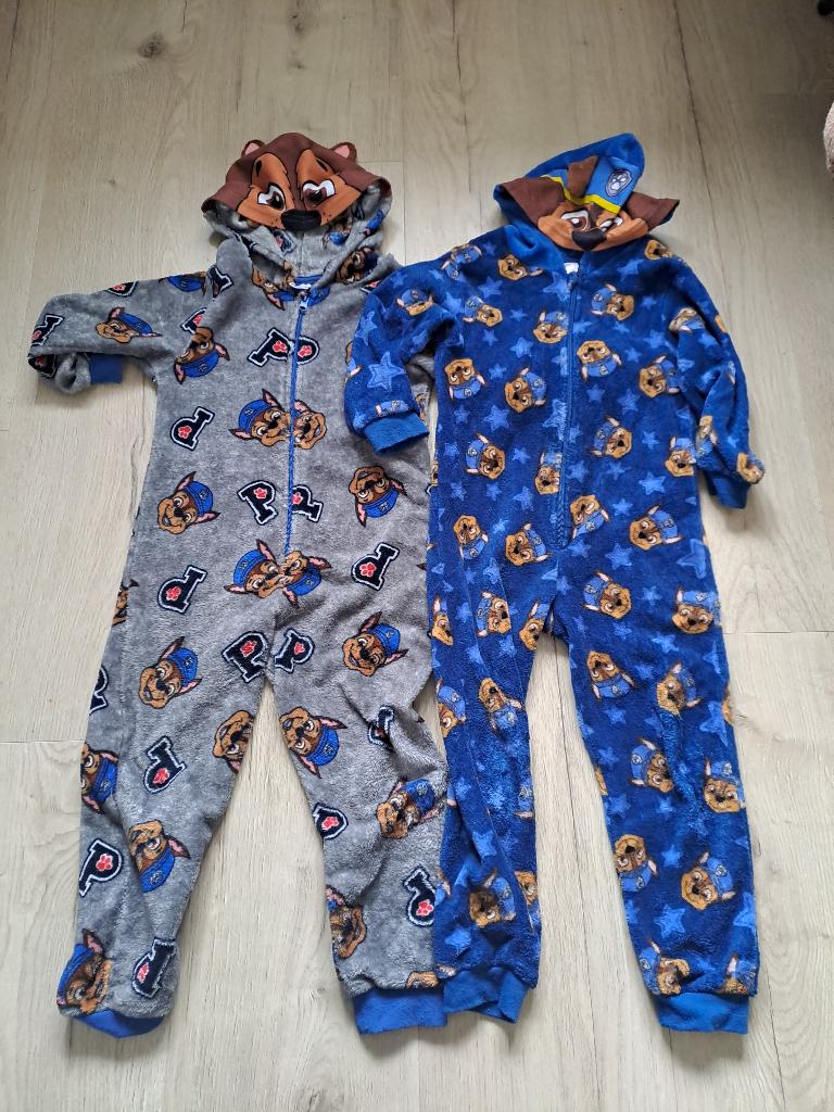 2 x onesie paw patrol maat 110 / 116, Ophalen of Verzenden, Gebruikt, Jongen of Meisje