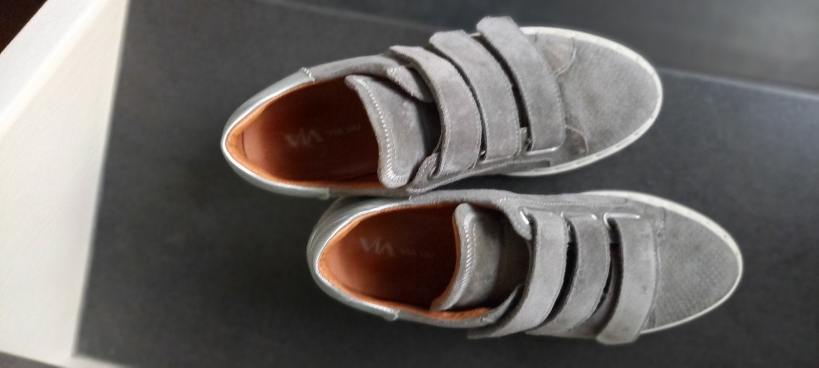 VIA VAI LEREN SUEDE SCHOENEN MAAT 37., Ophalen of Verzenden, VIA VAI., Grijs, Sneakers of Gympen