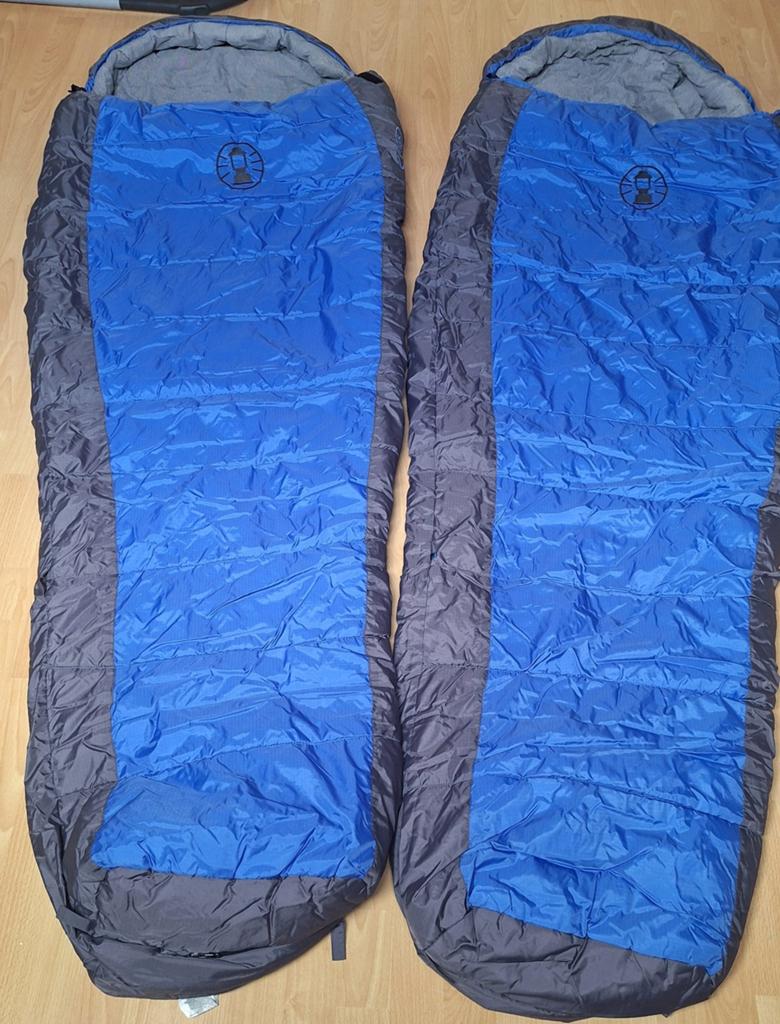 2x Coleman Slaapzakken - Ideaal voor Kamperen, Ophalen of Verzenden, Gebruikt