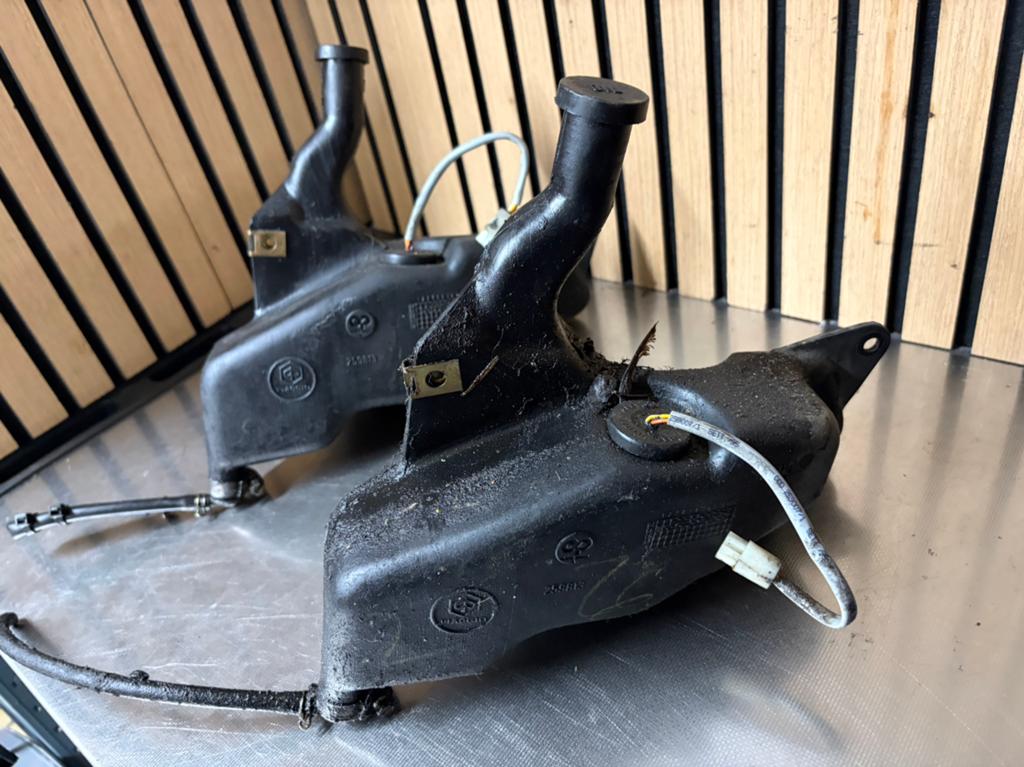 piaggio zip type 1/2/3 fastrider olietank, Ophalen
