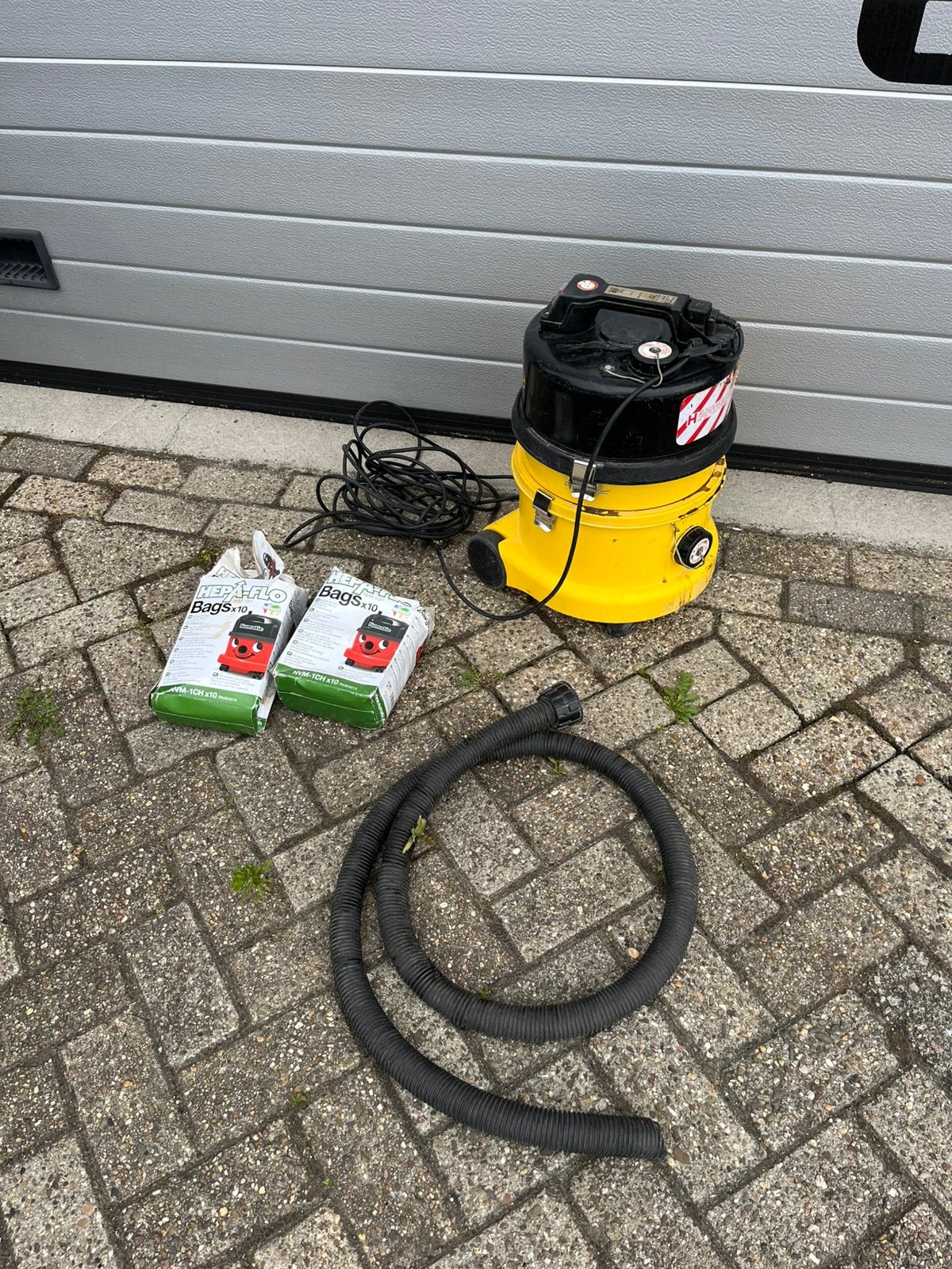 Numatic HZ200-2 gevaarlijke stoffen stofzuiger, Gebruikt, ., Overige typen, Ophalen of Verzenden