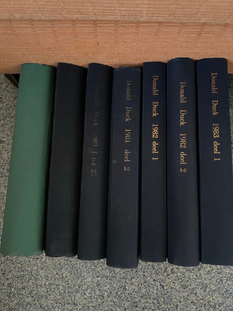 7 ingebonden Donald Duck boeken - Steun KWF Alpe d'Huzes!, Boeken, Stripboeken, Meerdere stripboeken, Ophalen of Verzenden, Gelezen