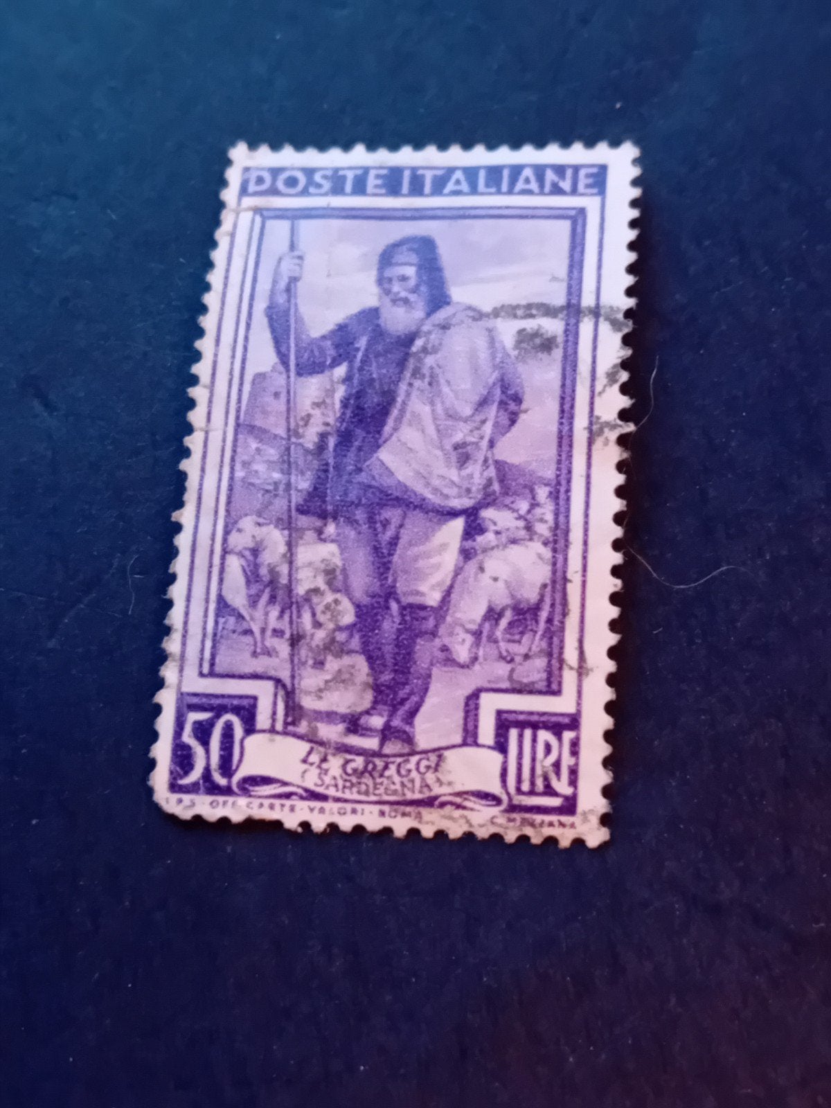 Zeldzame Italiaanse postzegel 50 Lire schaapherder, Postzegels en Munten, Ophalen of Verzenden, Gestempeld