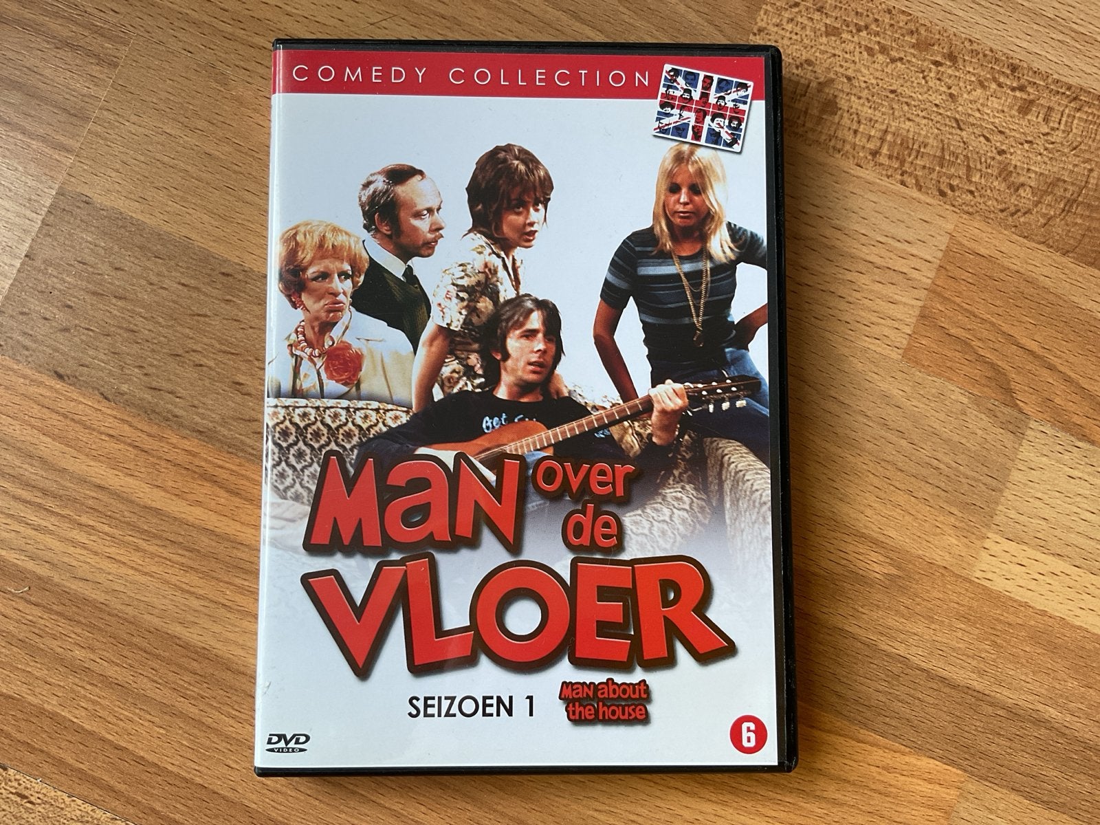 Man over de Vloer - Seizoen 1 DVD - Comedy Collection, Nederlands, Ophalen of Verzenden, Vanaf 6 jaar, Inclusief doosje