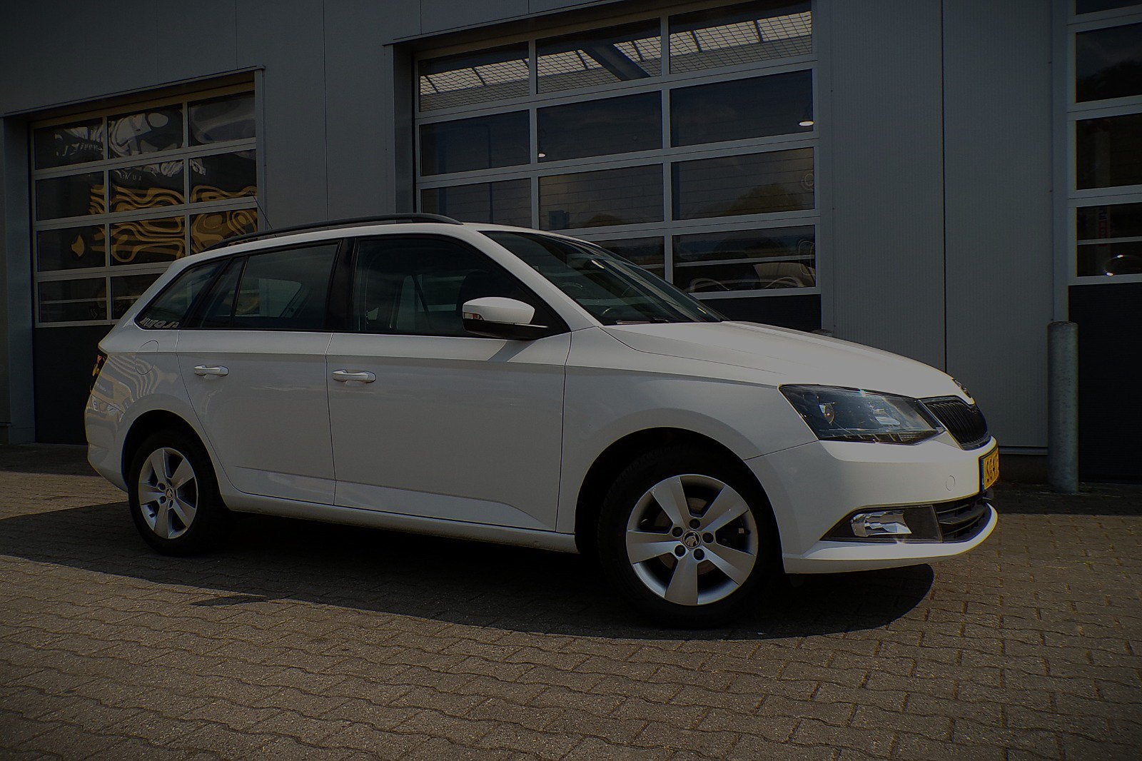 Skoda Fabia 1.0 TSI Greentech 95pk 2018 Wit, Auto's, Voorwielaandrijving, Stof, 40 €/maand, Origineel Nederlands