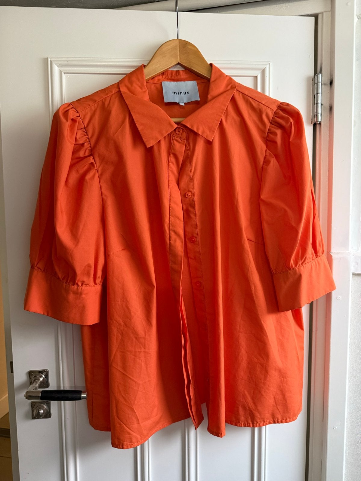 Oranje blouse van Minus, maat 46, Kleding | Dames, Ophalen of Verzenden, Zo goed als nieuw, Maat 46/48 (XL) of groter, Oranje