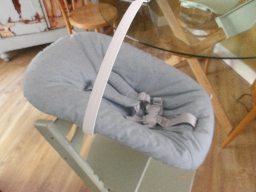 Stokke triptrap newborn en baby set mos groen, Kinderen en Baby's, Kinderstoelen, Ophalen, Zo goed als nieuw, Meegroeistoel