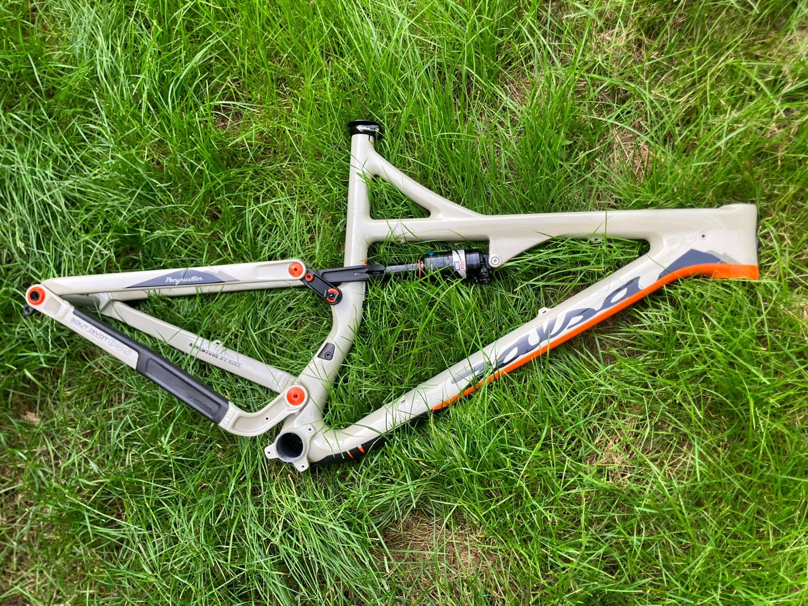 Salsa Pony Rustler carbon fully frame NIEUW - L bikepacking, Fietsen en Brommers, Fietsen | Mountainbikes en ATB, Fully, Ophalen