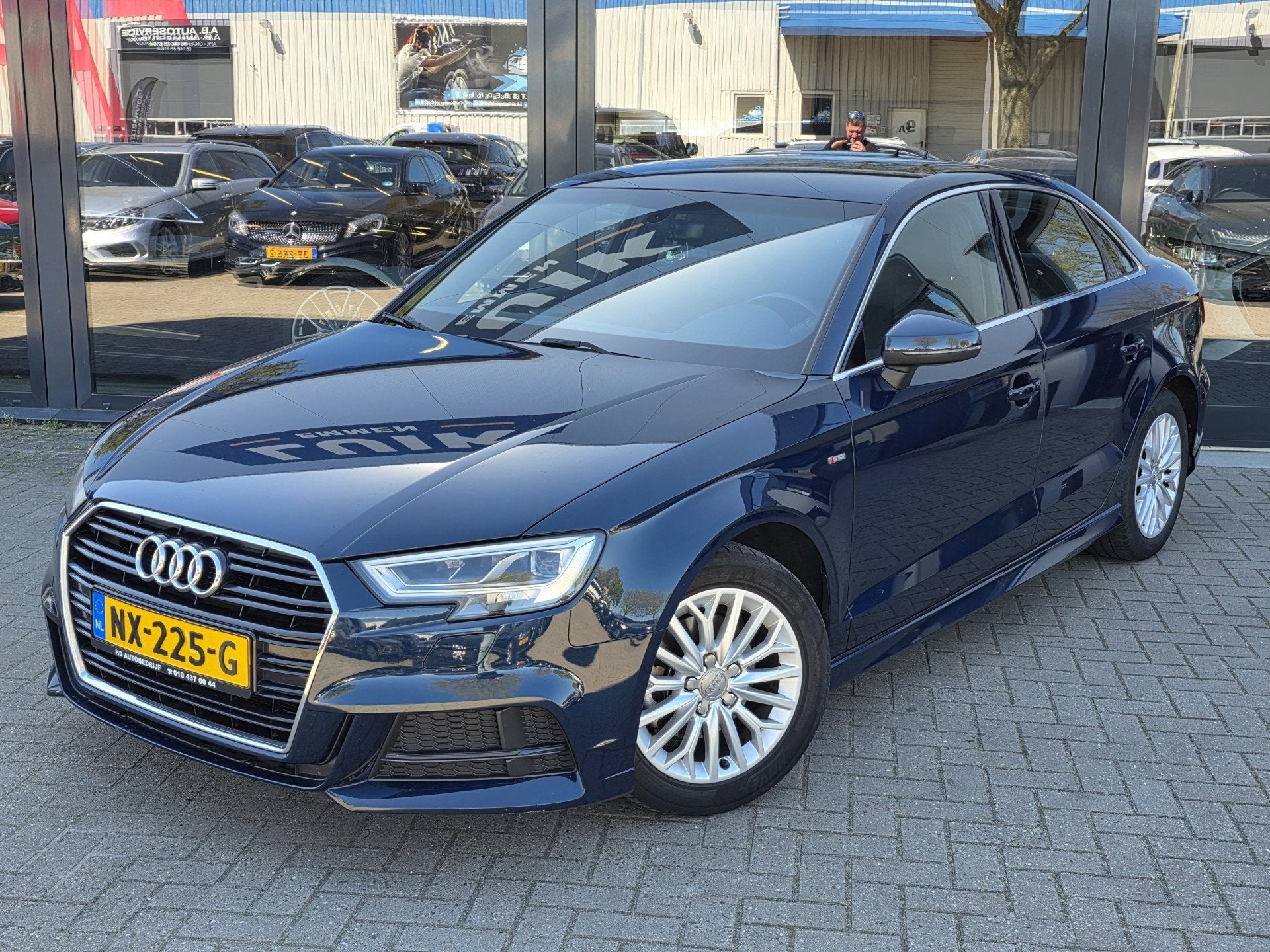 Audi A3 Limousine 1.0 TFSI Sport S Line Edition + B&O SOUND, Voorwielaandrijving, Gebruikt, Blauw, Origineel Nederlands