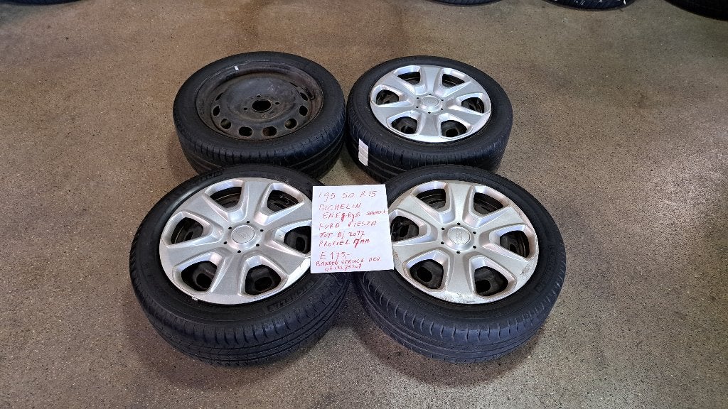 Ford Fiesta type 5 / 6 bouwjaar tot 05/2017 Michelin Energy+, Auto-onderdelen, Banden en Velgen, Ophalen, Gebruikt, 15 inch, Michelin