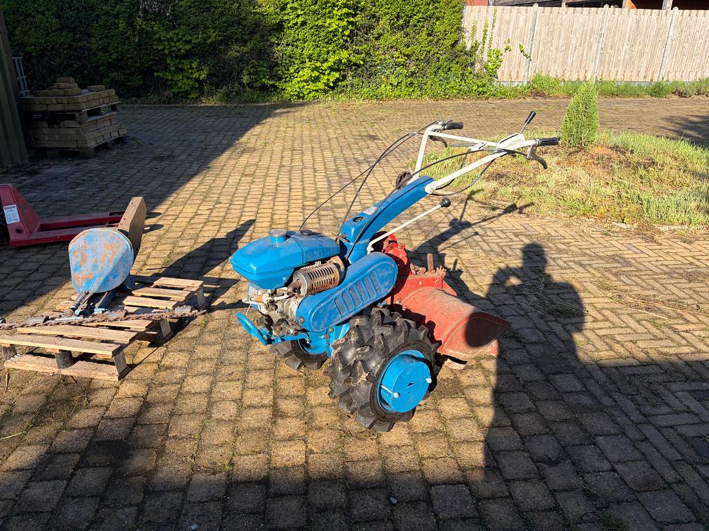 Iseki KC450F Tweeasser met frees en maaibalk, Ophalen, Akkerbouw, Grondbewerking