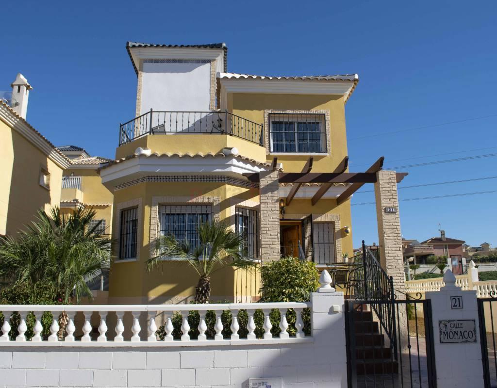 Betaalbare vakantievilla in Lo Crispin Costa Blanca, Open haard, Dorp, Costa Blanca, Eigenaar