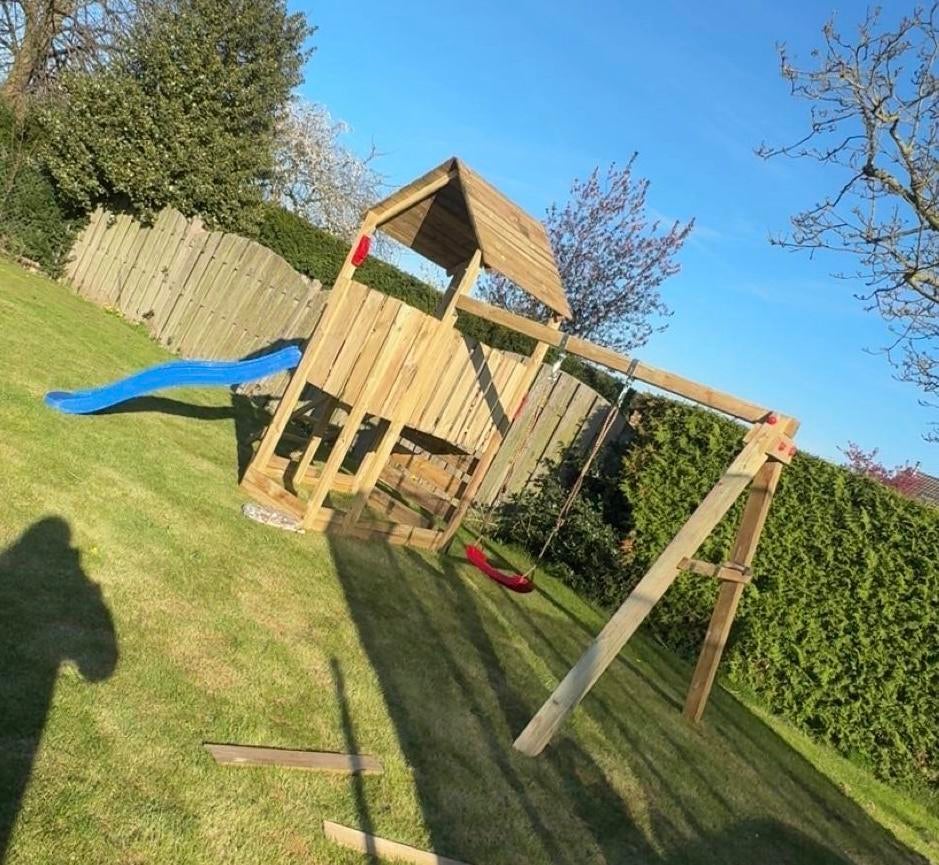 Speeltoestel met glijbaan en schommel, Ophalen, Zo goed als nieuw, Schommel
