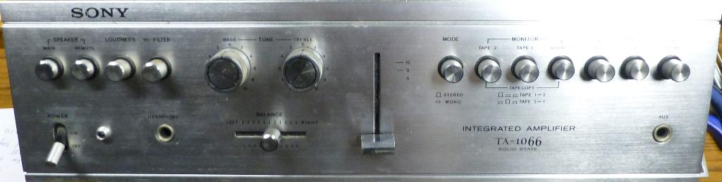 Sony TA1066 vintage jaren 70 origineel., Gebruikt, Ophalen of Verzenden, Sony, Minder dan 60 watt