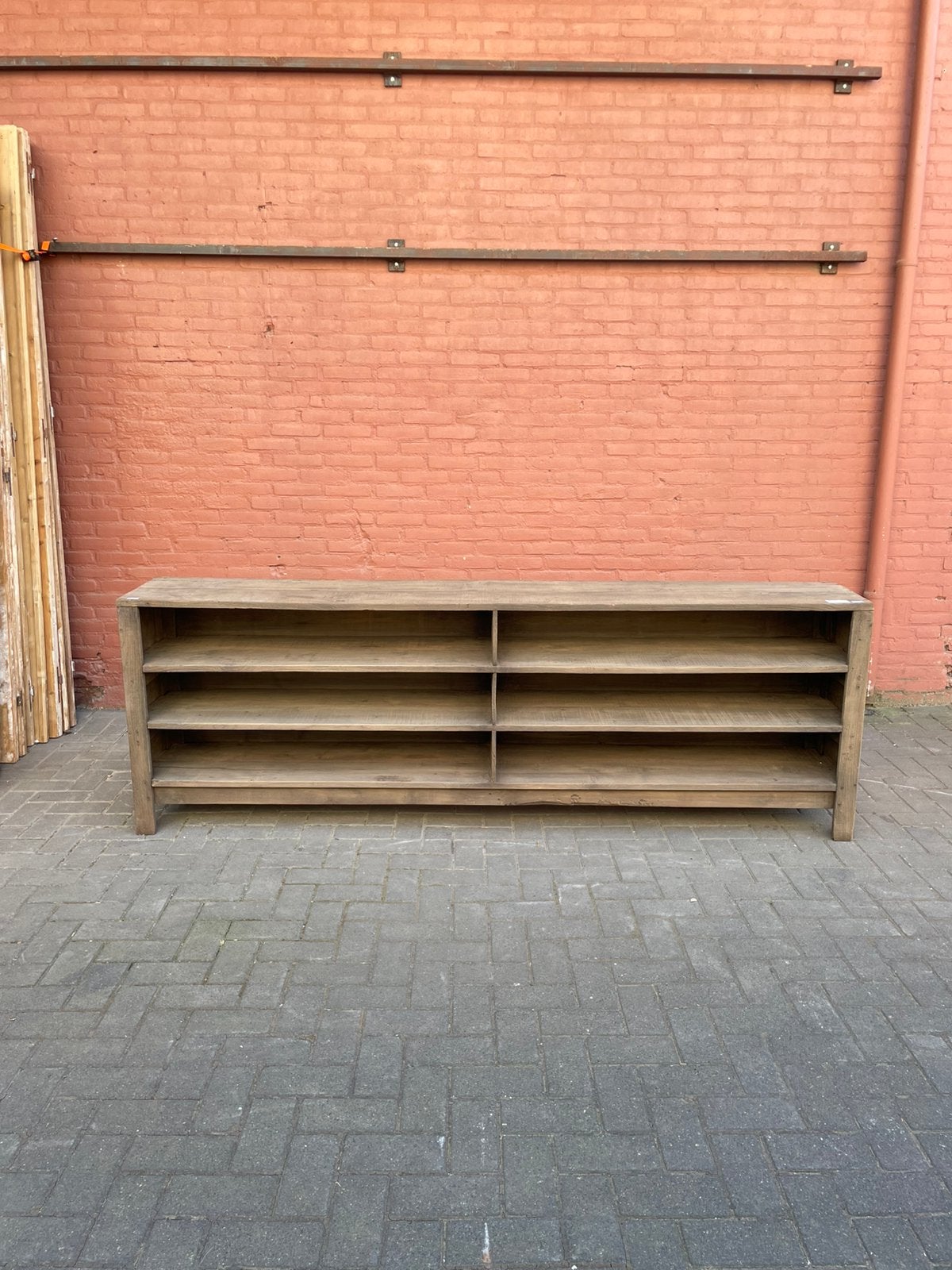 Vintage open dressoir van teakhout, Ophalen of Verzenden, Zo goed als nieuw, Hout