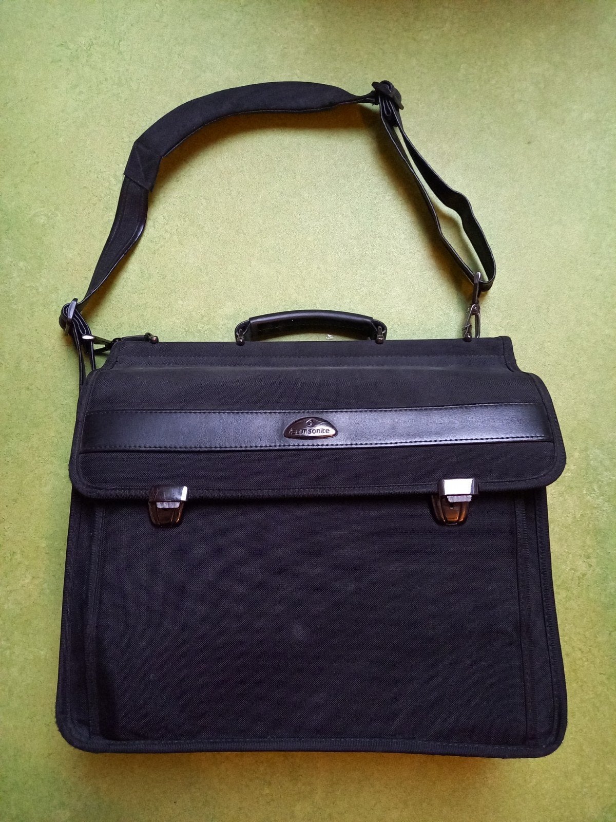 Grote stevige Samsonite aktetas / schoudertas, Ophalen of Verzenden, Zo goed als nieuw, Zwart, Overige merken