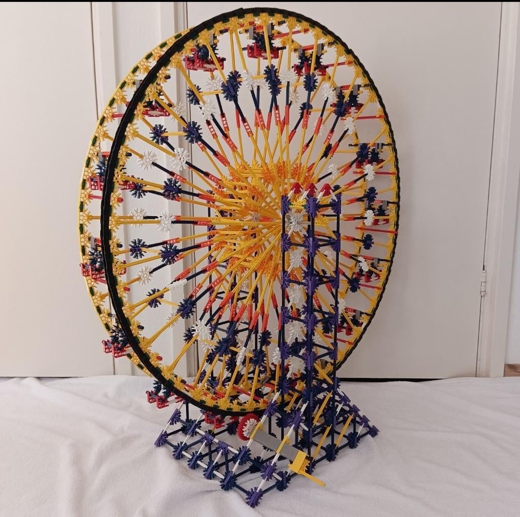 K’NEX Big Ball Factory 63045 Compleet met handleiding, Kinderen en Baby's, Speelgoed | Bouwstenen, Ophalen of Verzenden, Gebruikt