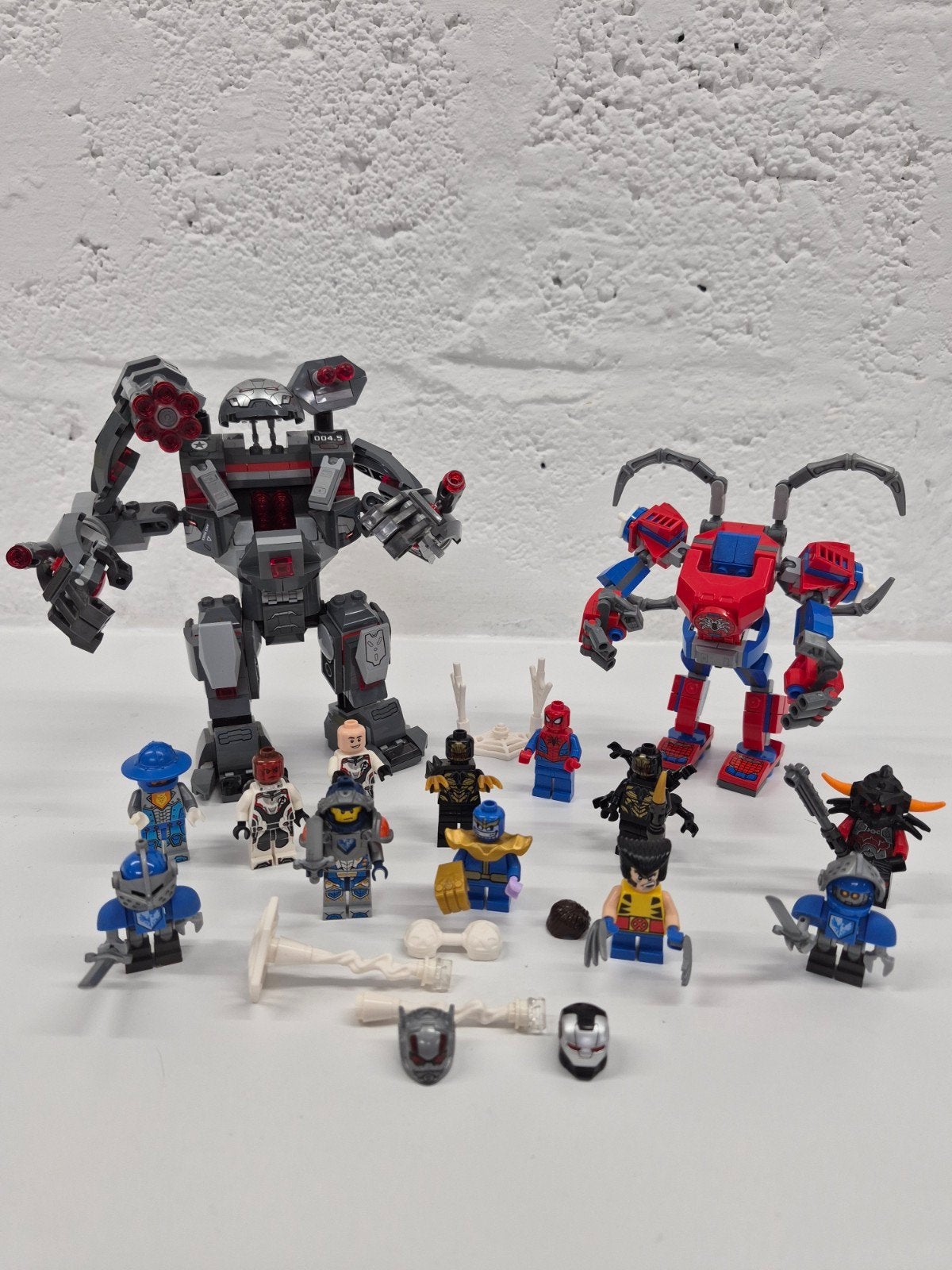 Lego minifigures super heroes / nexo knights, Inclusief minifiguren, Marvel, Lego, Ophalen of Verzenden