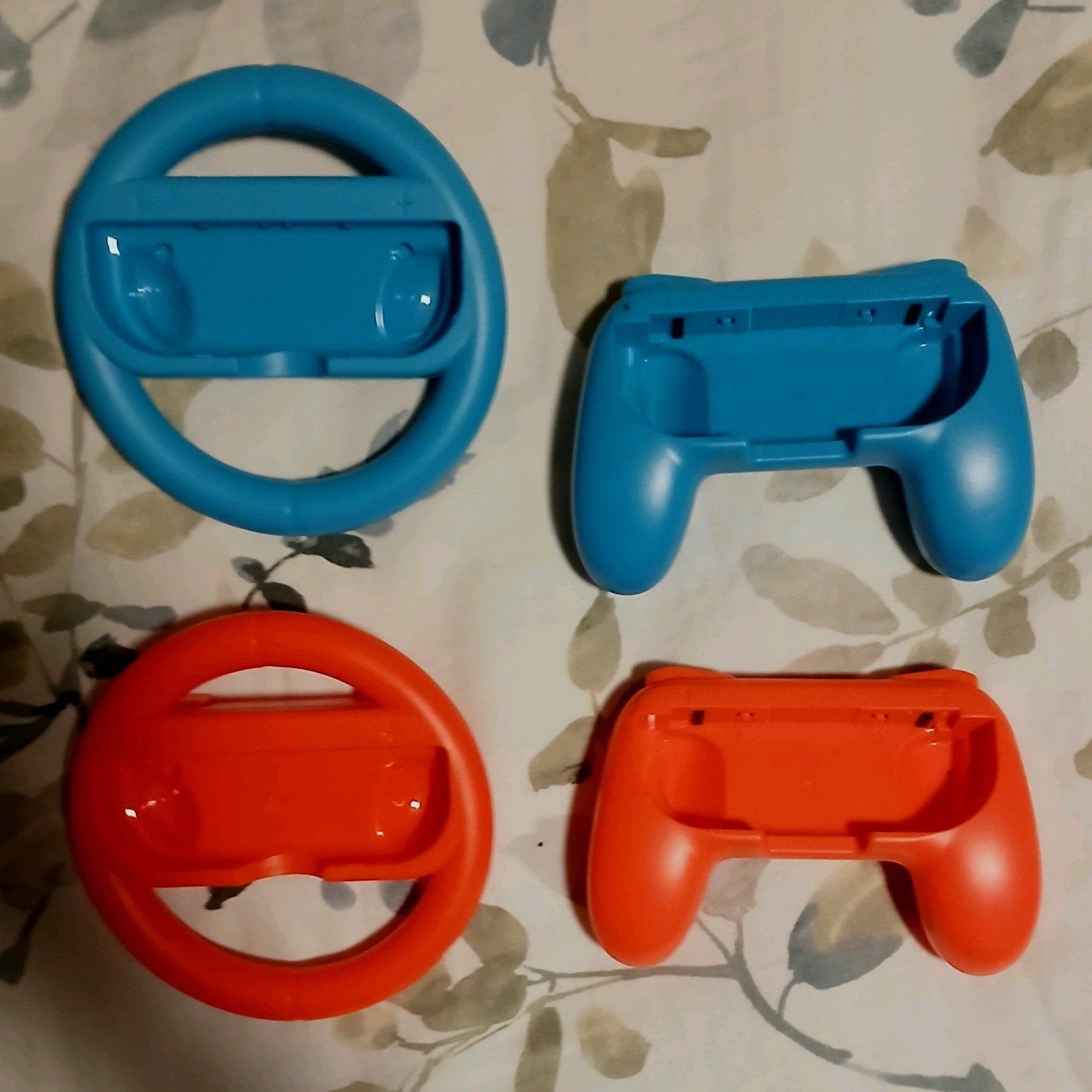 Nintendo Switch stuur en controller grips (blauw en oranje), Ophalen, Gebruikt, Zonder controller, Switch Original