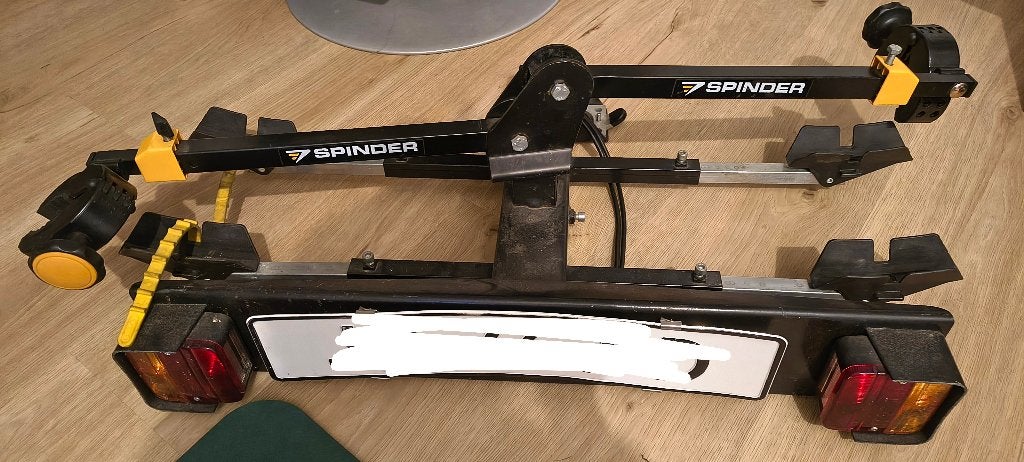 Spinder fietsendrager, Ophalen, 2 fietsen, Gebruikt, Trekhaakdrager