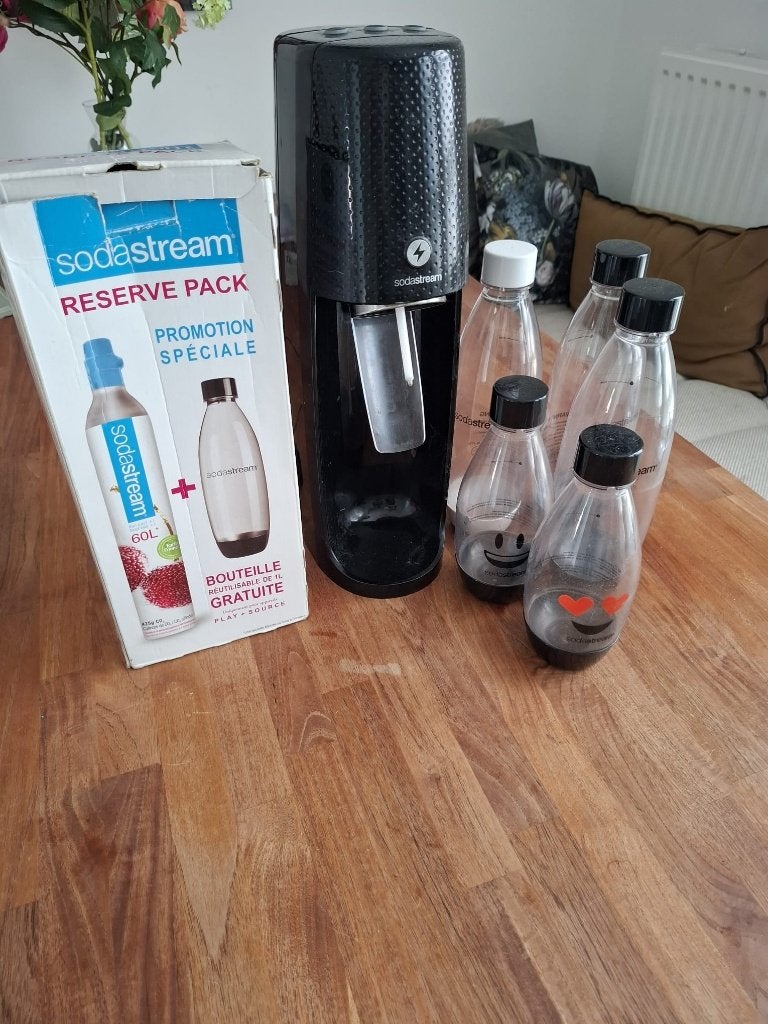 Soda maker incl. flessen, Ophalen of Verzenden, Zo goed als nieuw