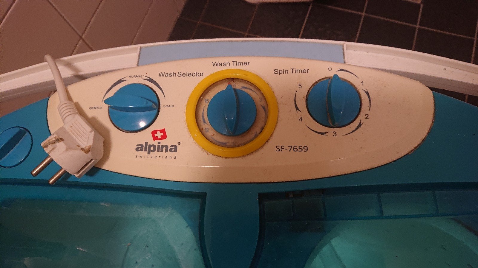 Compacte Alpina camping wasmachine - Ideaal voor studenten!, Ophalen, Minder dan 1200 toeren, Minder dan 85 cm, Minder dan 4 kg