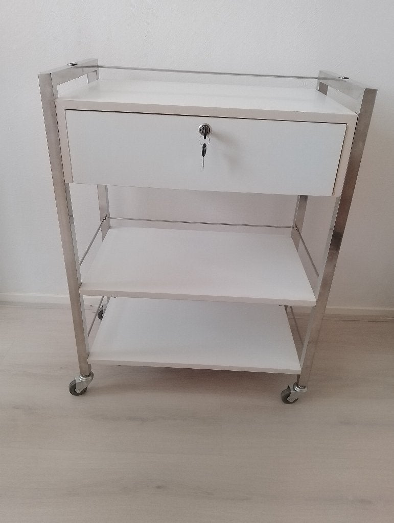 Pedicure trolley wit met lade en legplanken op wielen, Ophalen, Overige materialen, Gebruikt, 65 cm of meer