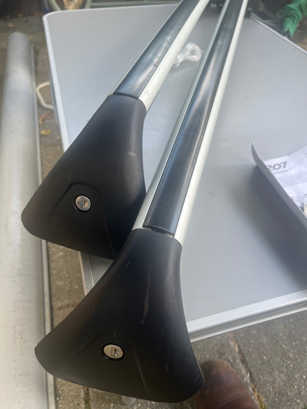 Dakdragers Peugeot 207 (1 sleutel), Auto diversen, Dakdragers, Ophalen of Verzenden, Gebruikt