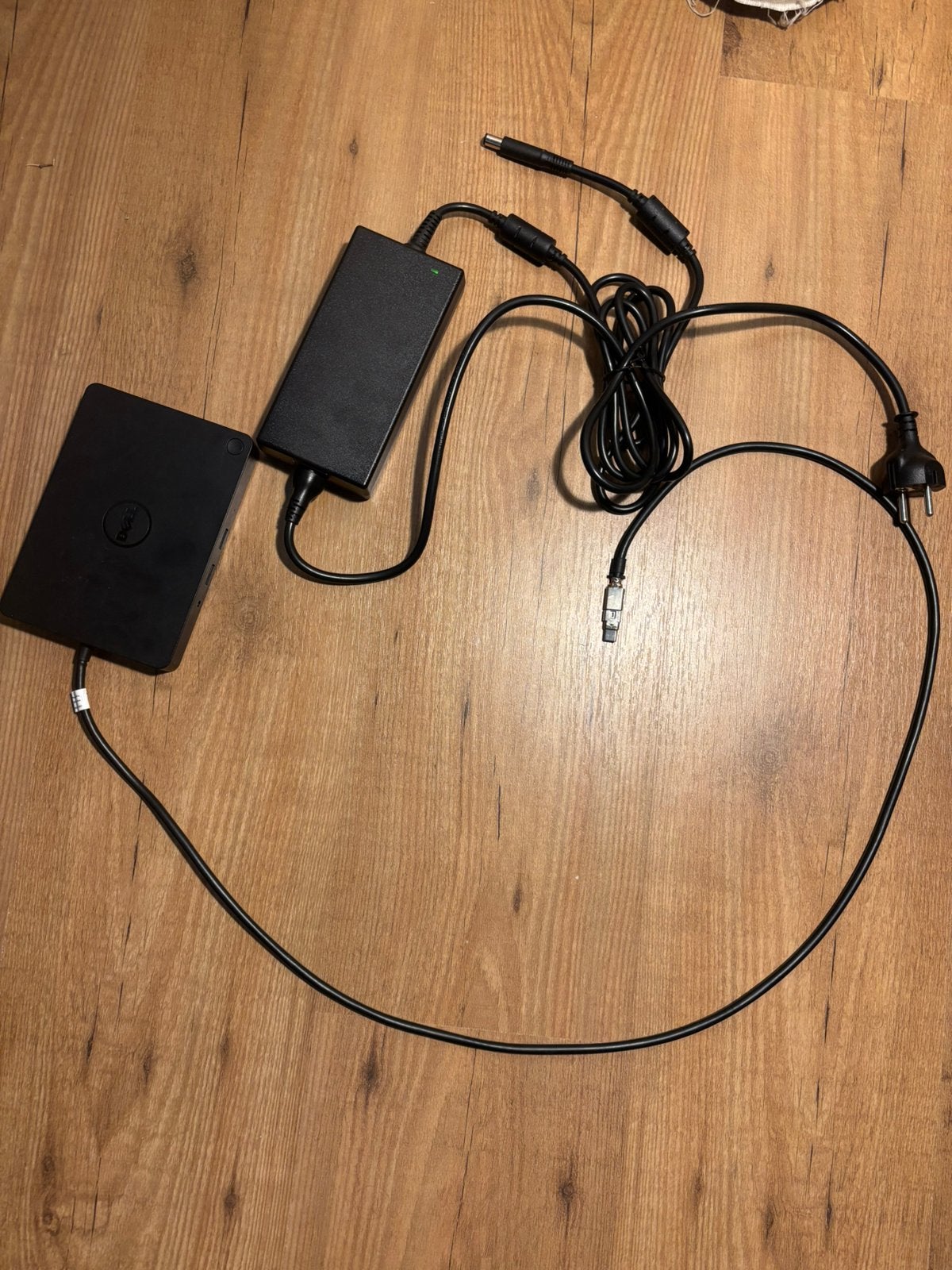 Dell WD15 USB-C Docking station (K17A), Computers en Software, Ophalen of Verzenden, Zo goed als nieuw, Docking station, Laptop