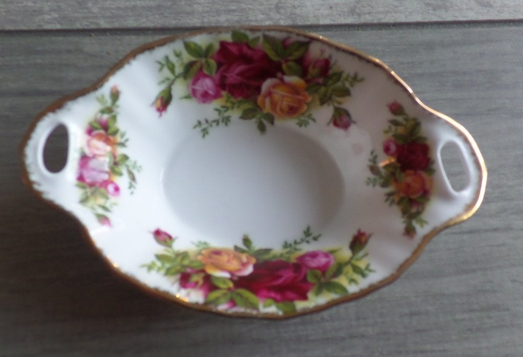 Royal Albert Old Country Roses – 15 cm schaaltje, Ophalen of Verzenden