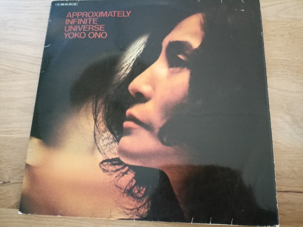 YOKO ONO APPROXIMATELY INFINITE UNIVERSE ZELDZAAM, Ophalen of Verzenden, Gebruikt, LP