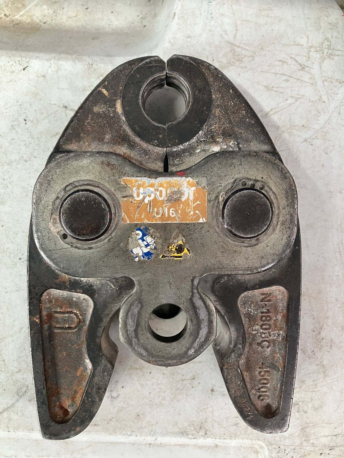 Uponor persbek U16, Ophalen of Verzenden, Gebruikt