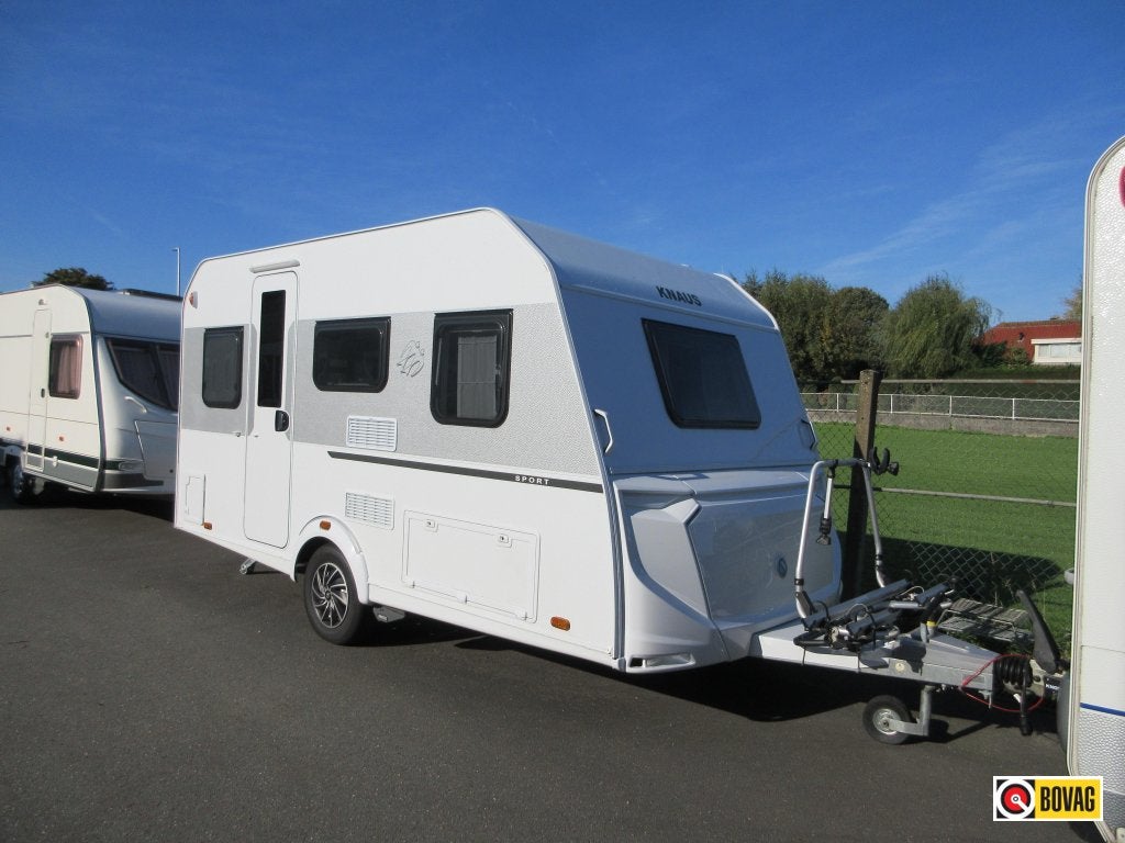 Knaus Sport 400 QD + Mover/ Unico Verona, Fietsenrek, Treinzit, 750 - 1000 kg, 4 tot 5 meter