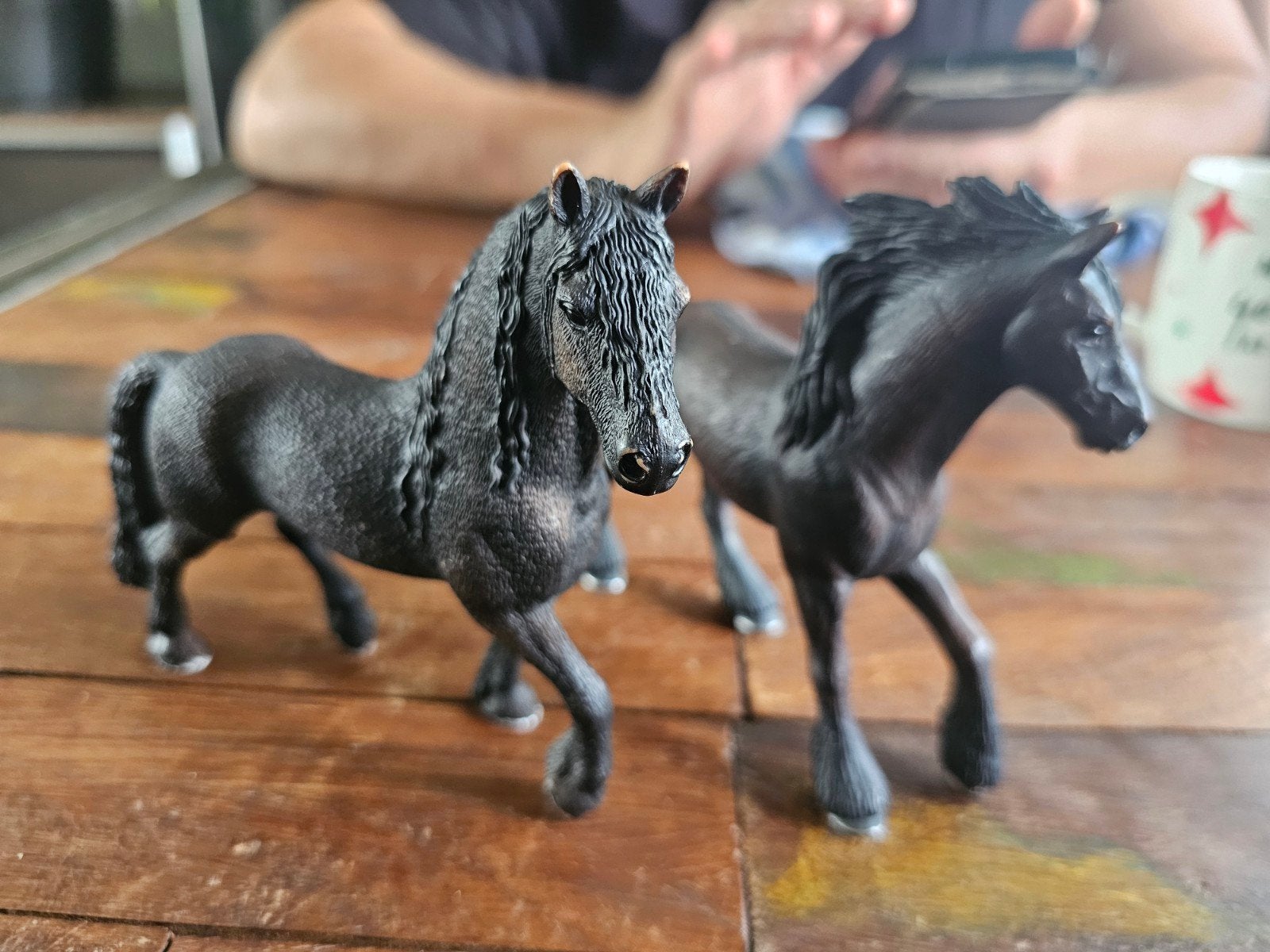 Schleich Friese paarden: hengst en 2 merries, Ophalen of Verzenden, Gebruikt