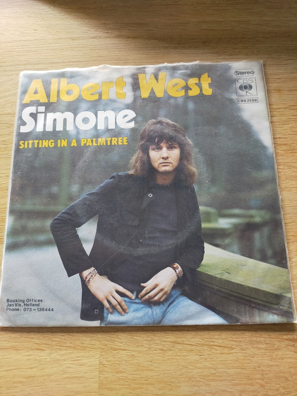Albert West , Simone, Ophalen of Verzenden, Zo goed als nieuw, Nederlandstalig