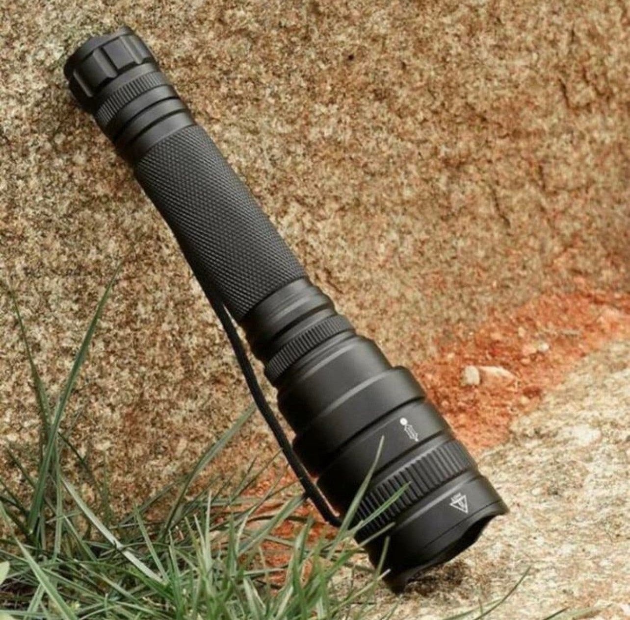 Militaire Zaklamp 3200lm - Lange Batterijduur, Ophalen of Verzenden, Nieuw, Batterij
