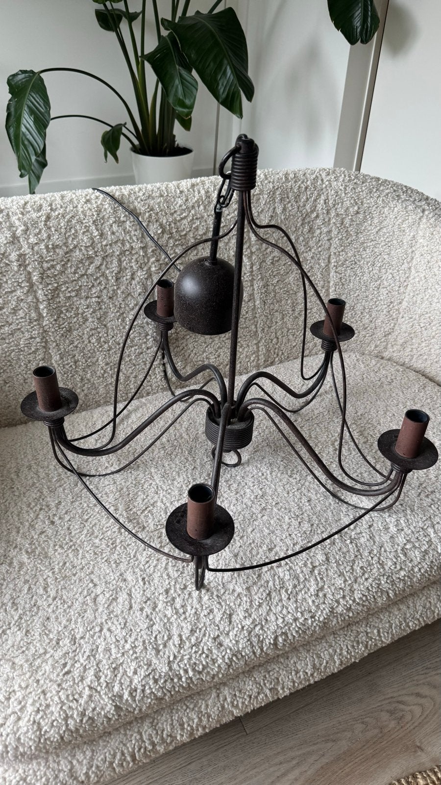 Vintage metalen kroonluchter met 5 armen, Ophalen, Gebruikt, Metaal, 50 tot 75 cm