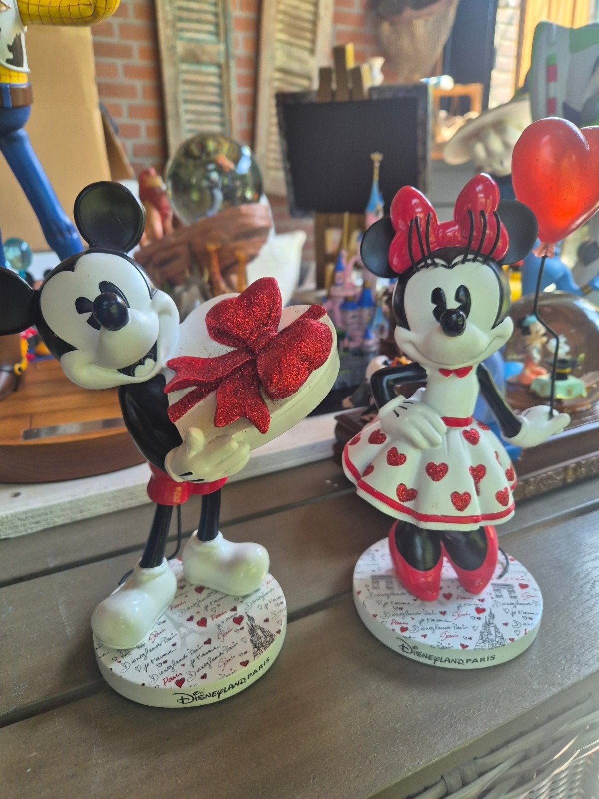 Mickey en minnie mous amour disney, Verzamelen, Disney, Ophalen of Verzenden, Mickey Mouse, Zo goed als nieuw, Beeldje of Figuurtje