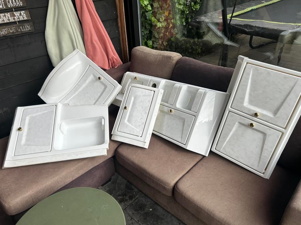 Badkamer/ toilet kastjes hobby caravan, Caravans en Kamperen, Caravan accessoires, Ophalen, Gebruikt