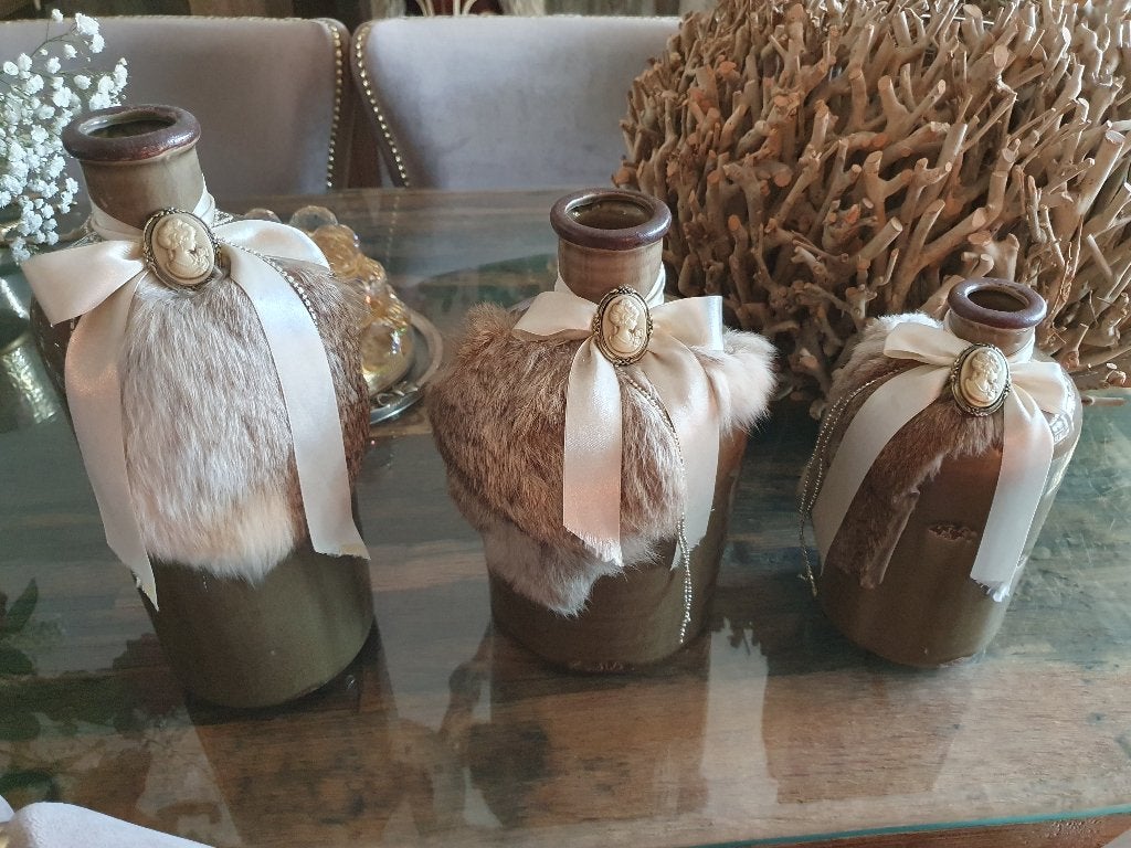 Kruiken vazen  met  konijnen vachtje  olijf groene set, Ophalen of Verzenden, Nieuw, Groen, Overige materialen