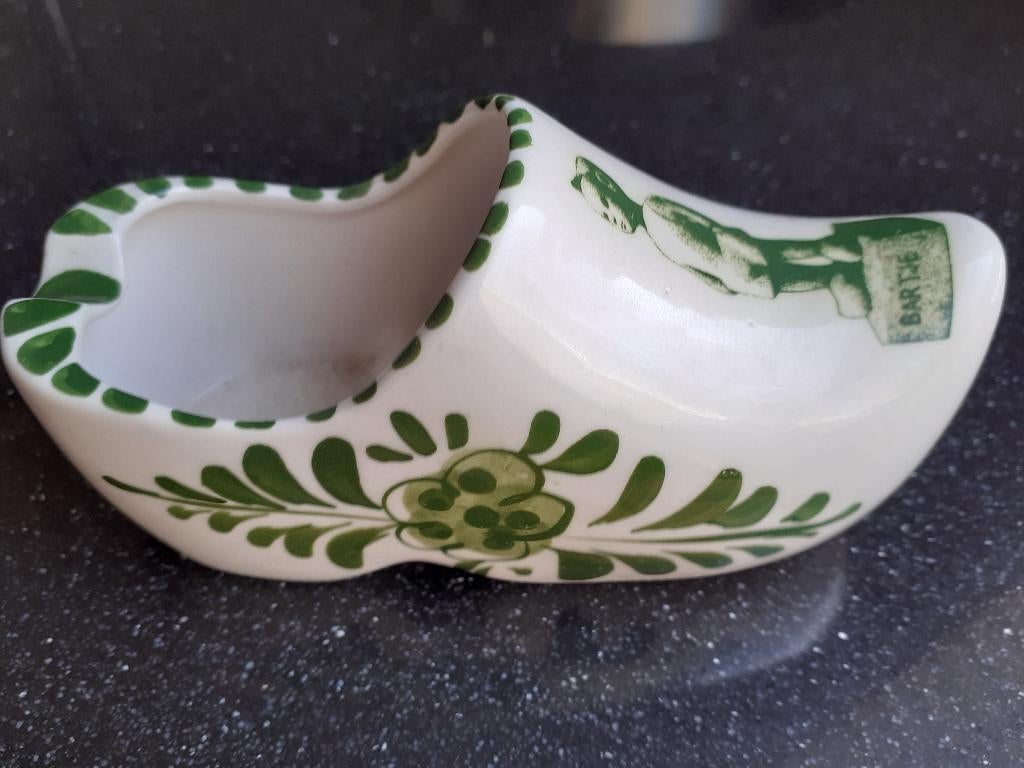 Bartje , afgebeeld op een klompje, Verzamelen, Ophalen of Verzenden, Zo goed als nieuw, Overige typen