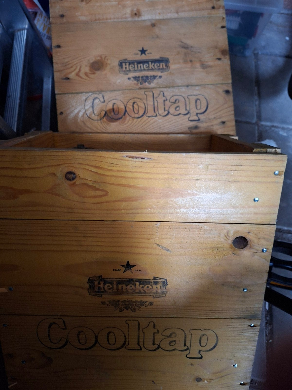 8 koolzuurflesjes (4 vol, 4 leeg) + 2 opbergkratjes, Witgoed en Apparatuur, Thuistaps, Gebruikt, Ophalen