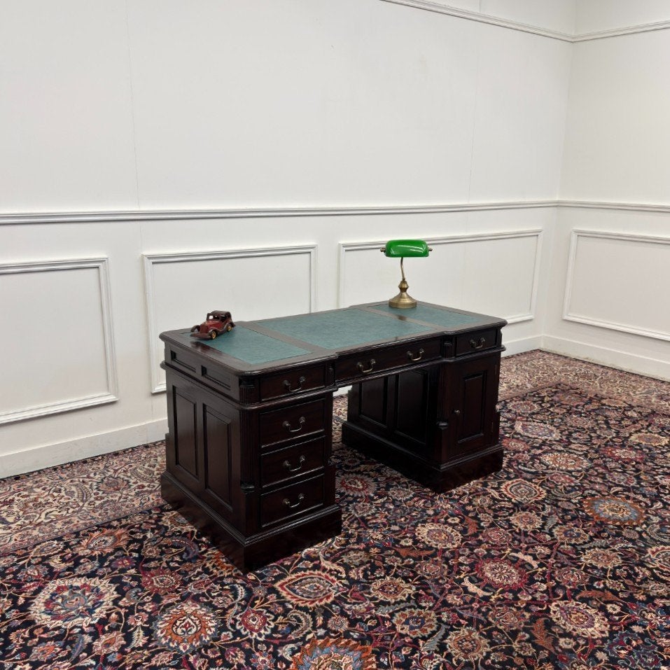 Klassiek Engels Chesterfield Bureau, Ophalen of Verzenden