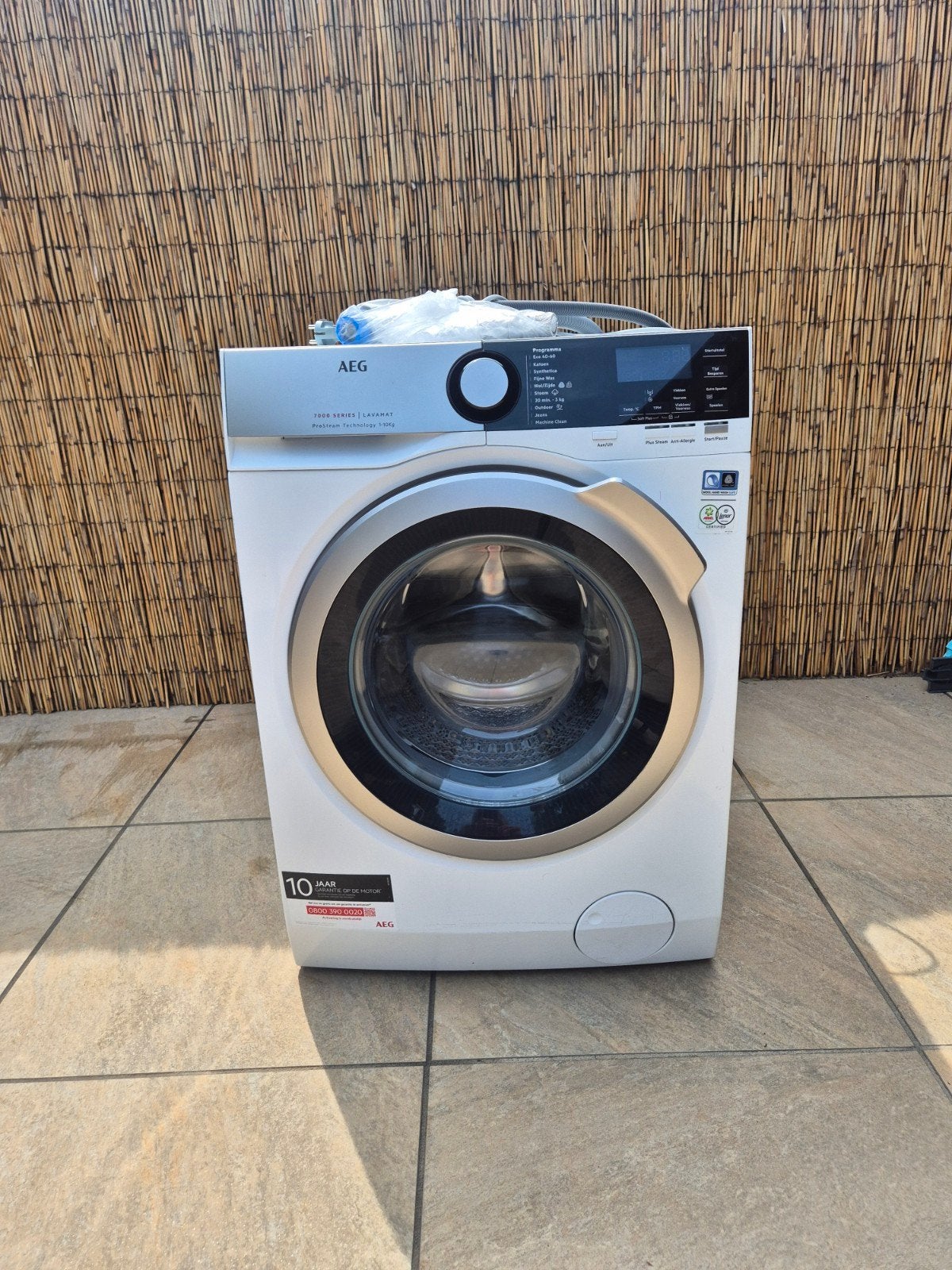 AEG 10KG wasmachine moet worden nagekeken/schoongemaakt, Witgoed en Apparatuur, Wasmachines, Ophalen, Gebruikt, 1200 tot 1600 toeren