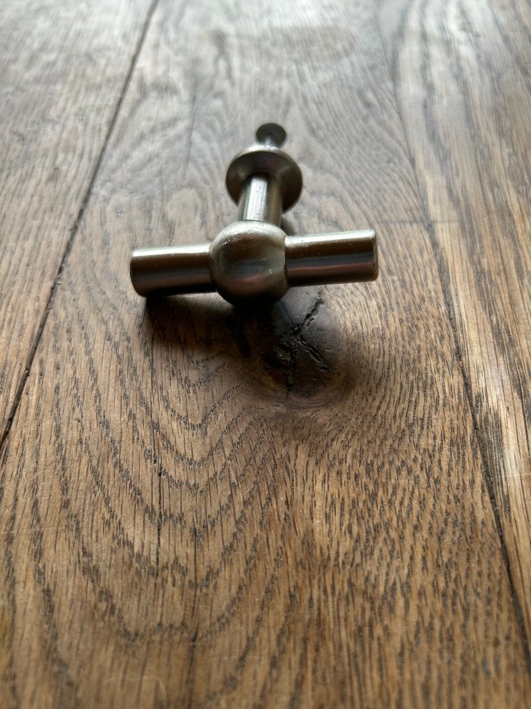 kast knoppen, Ophalen of Verzenden, Zo goed als nieuw, Rvs, Overige typen