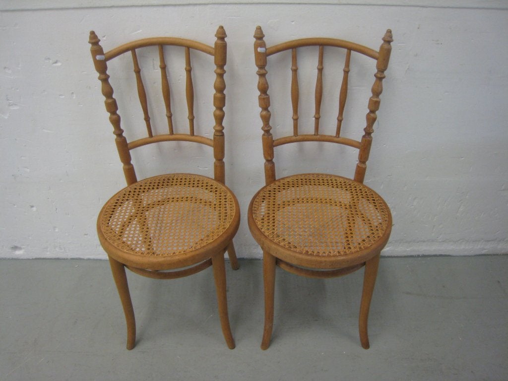 Twee antieke Thonet bistro stoelen, Huis en Inrichting, Stoelen, Niet ingevuld, Gebruikt, Niet ingevuld, Niet ingevuld