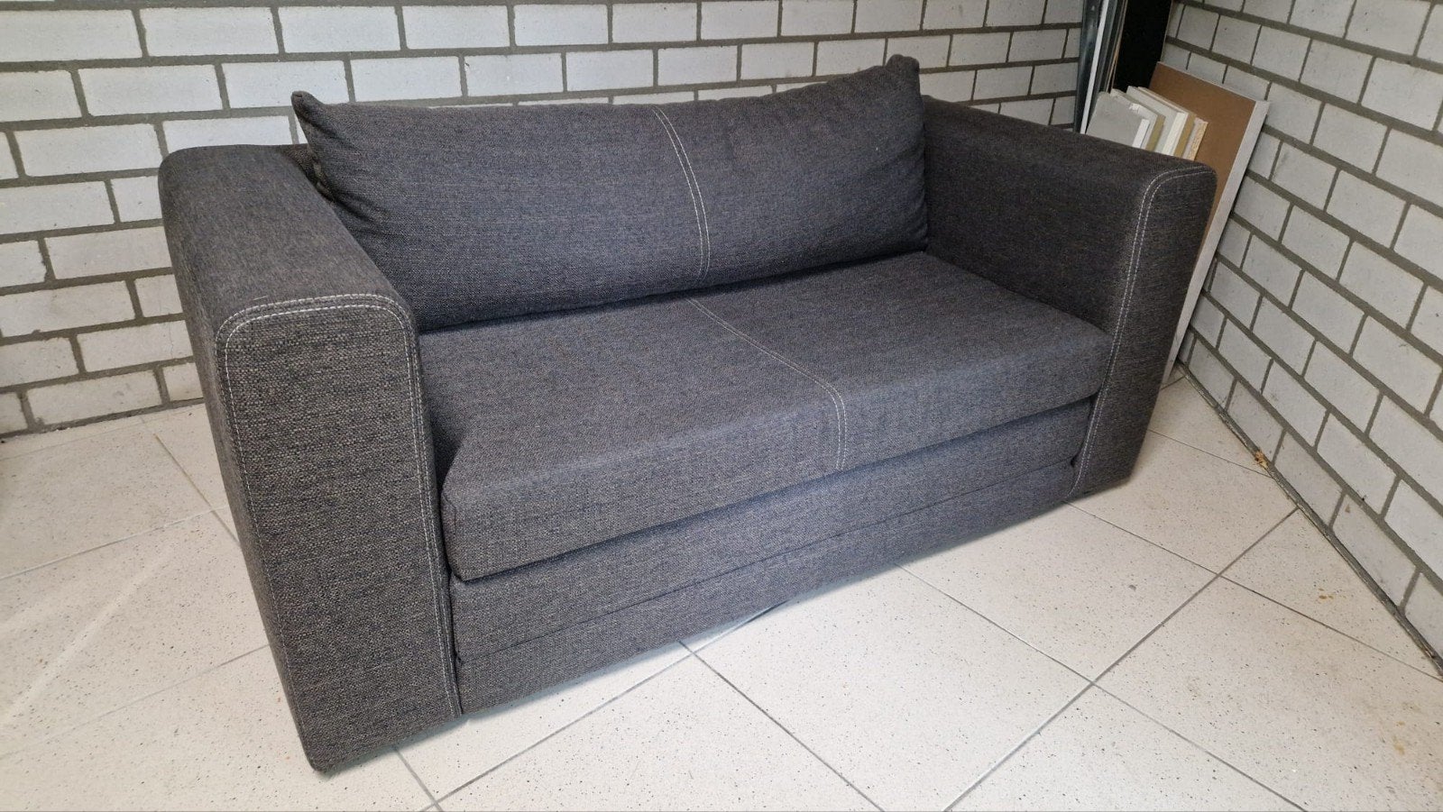 IKEA ASKEBY slaapbank - Antraciet, Huis en Inrichting, Slaapkamer | Slaapbanken, Ophalen, Eenpersoons, Zo goed als nieuw, Grijs