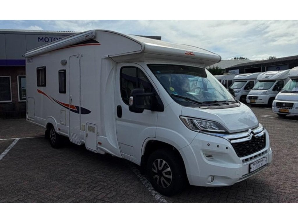 P.L.A. Camper Voyager Queensbed en hefbed zeer compleet, Caravans en Kamperen, Overige merken, Bedrijf, Tot en met 4, Minder dan 3 maanden geleden